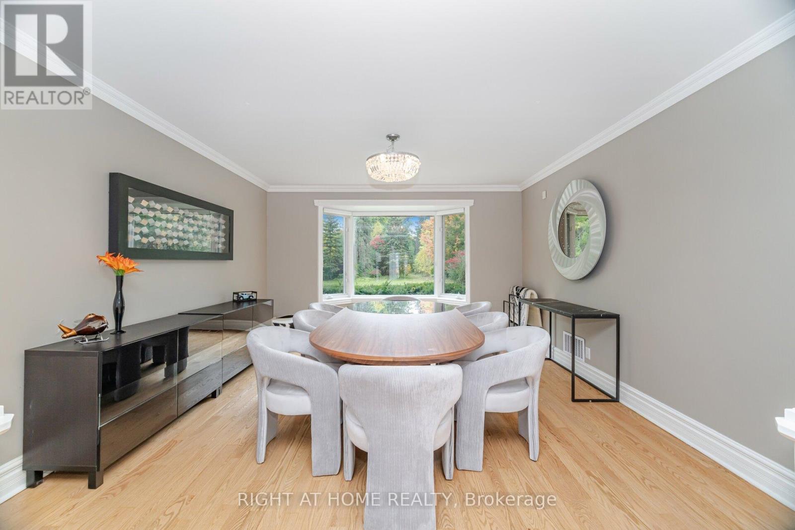 2154 Oneida Crescent, Mississauga, Ontario  L5C 1V6 - Photo 12 - W12475517