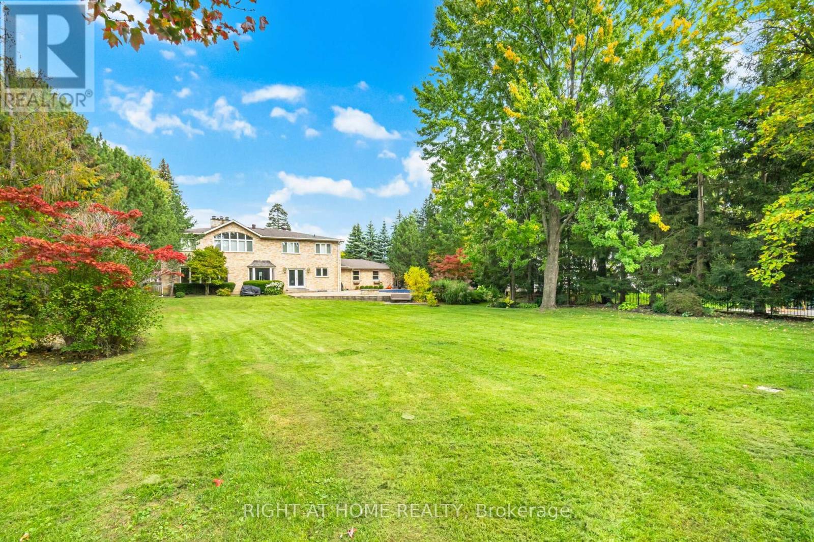 2154 Oneida Crescent, Mississauga, Ontario  L5C 1V6 - Photo 43 - W12475517