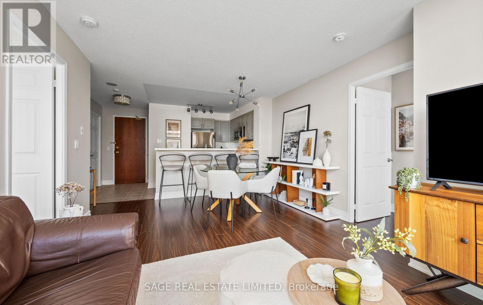 Ph2 - 15 Michael Power Place, Toronto (Islington-City Centre West), Ontario  M9A 5G4 - Photo 11 - W12475535