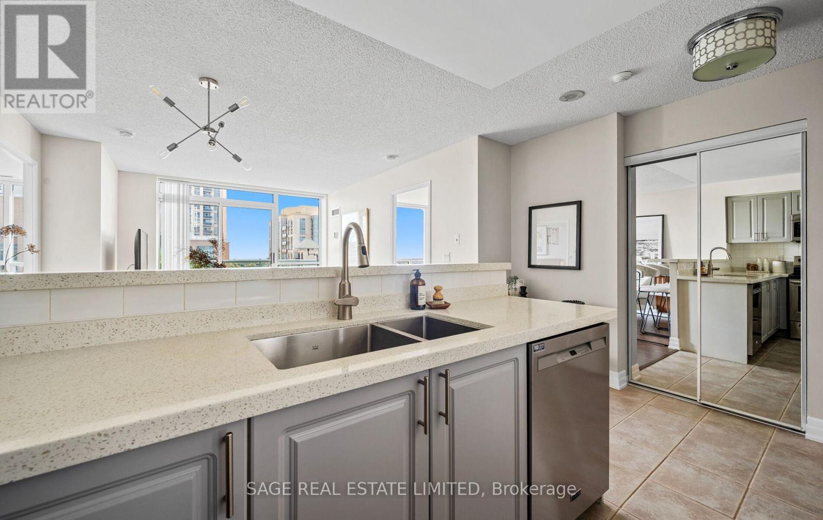 Ph2 - 15 Michael Power Place, Toronto (Islington-City Centre West), Ontario  M9A 5G4 - Photo 17 - W12475535