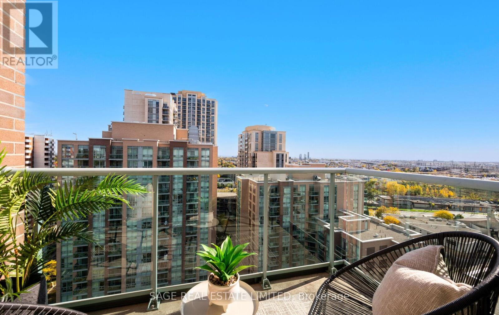 Ph2 - 15 Michael Power Place, Toronto (Islington-City Centre West), Ontario  M9A 5G4 - Photo 28 - W12475535