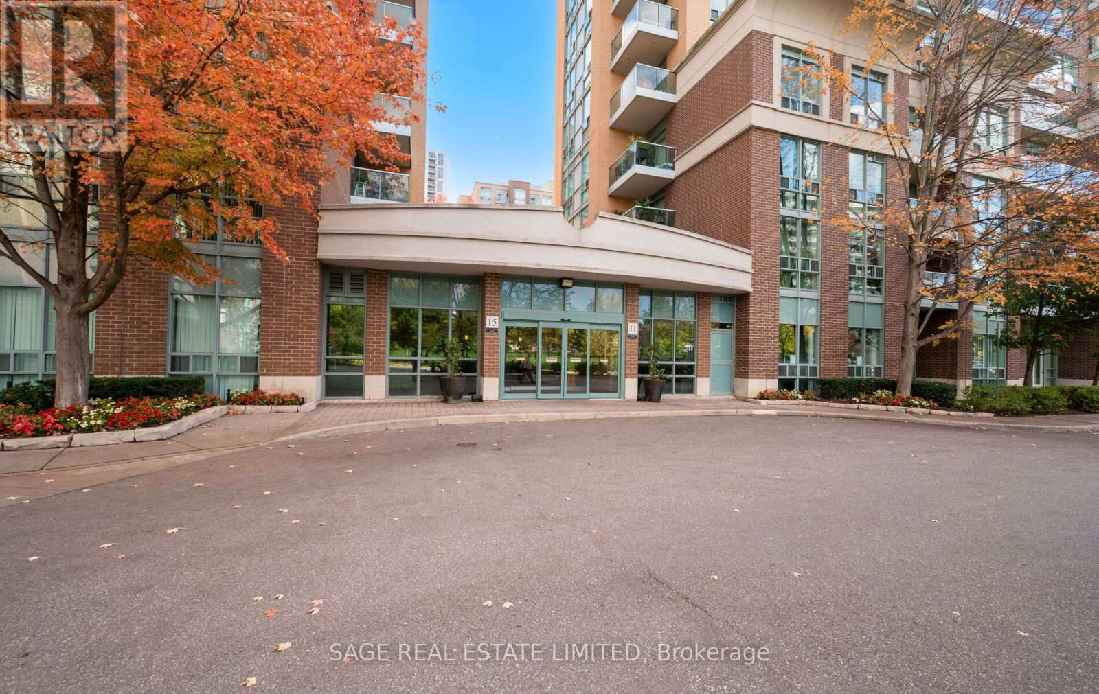 Ph2 - 15 Michael Power Place, Toronto (Islington-City Centre West), Ontario  M9A 5G4 - Photo 4 - W12475535