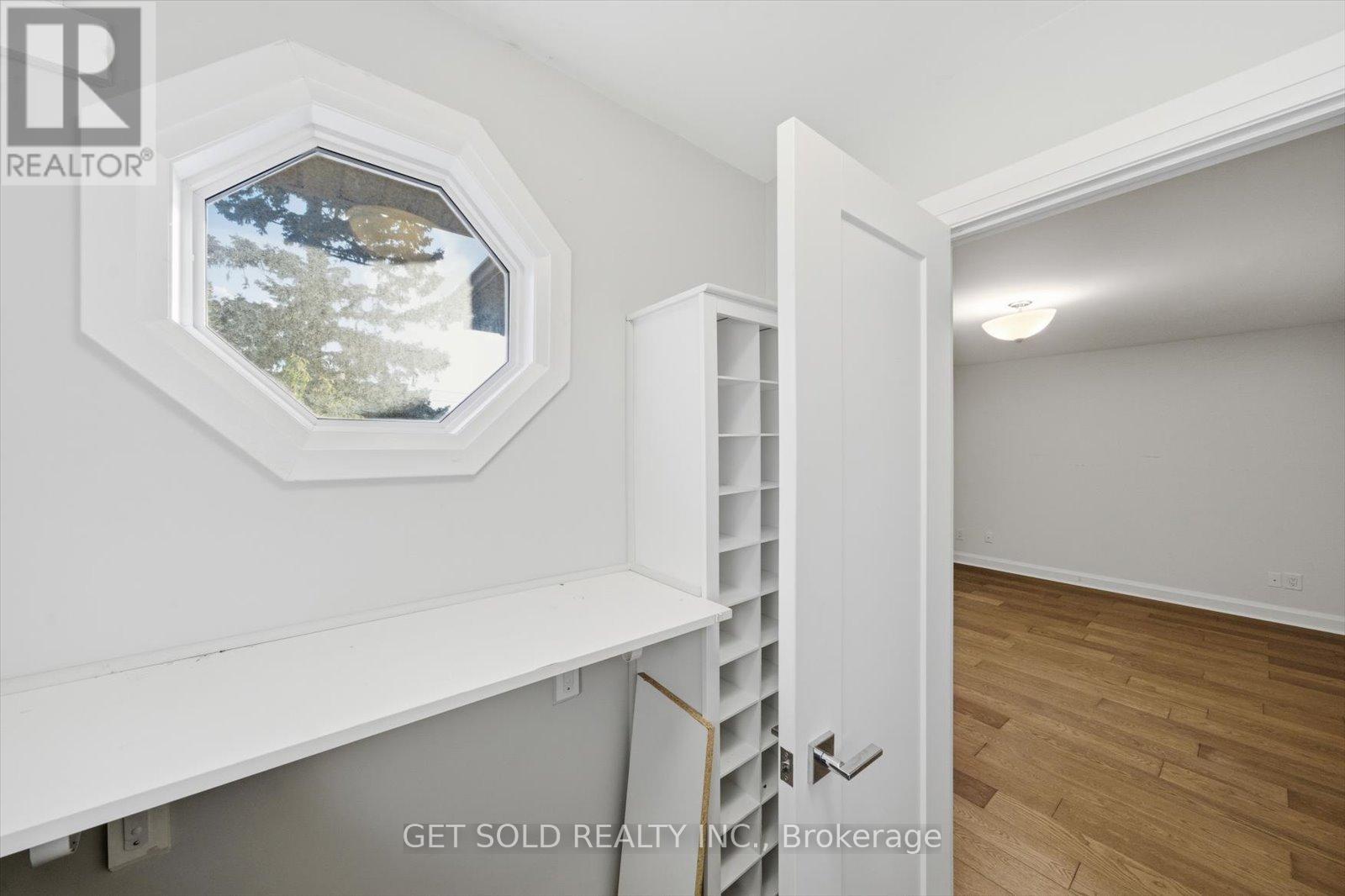 18 Mill Street S, Brampton (Downtown Brampton), Ontario  L6Y 1S5 - Photo 25 - W12475537