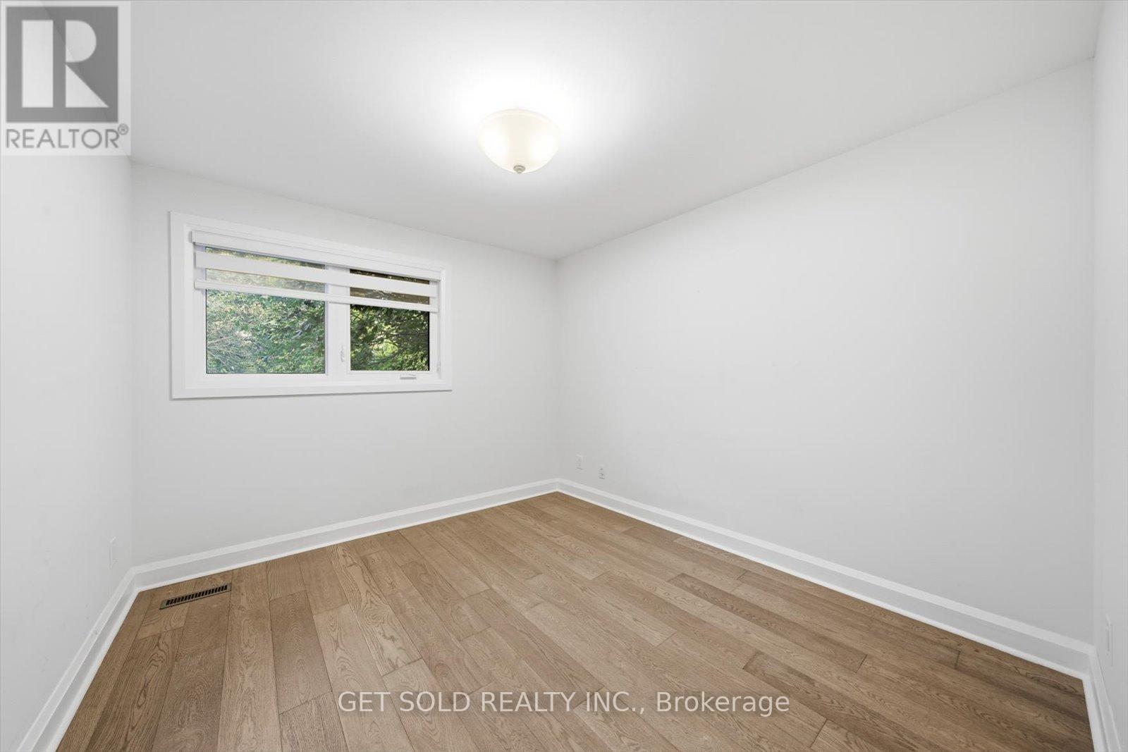 18 Mill Street S, Brampton (Downtown Brampton), Ontario  L6Y 1S5 - Photo 27 - W12475537
