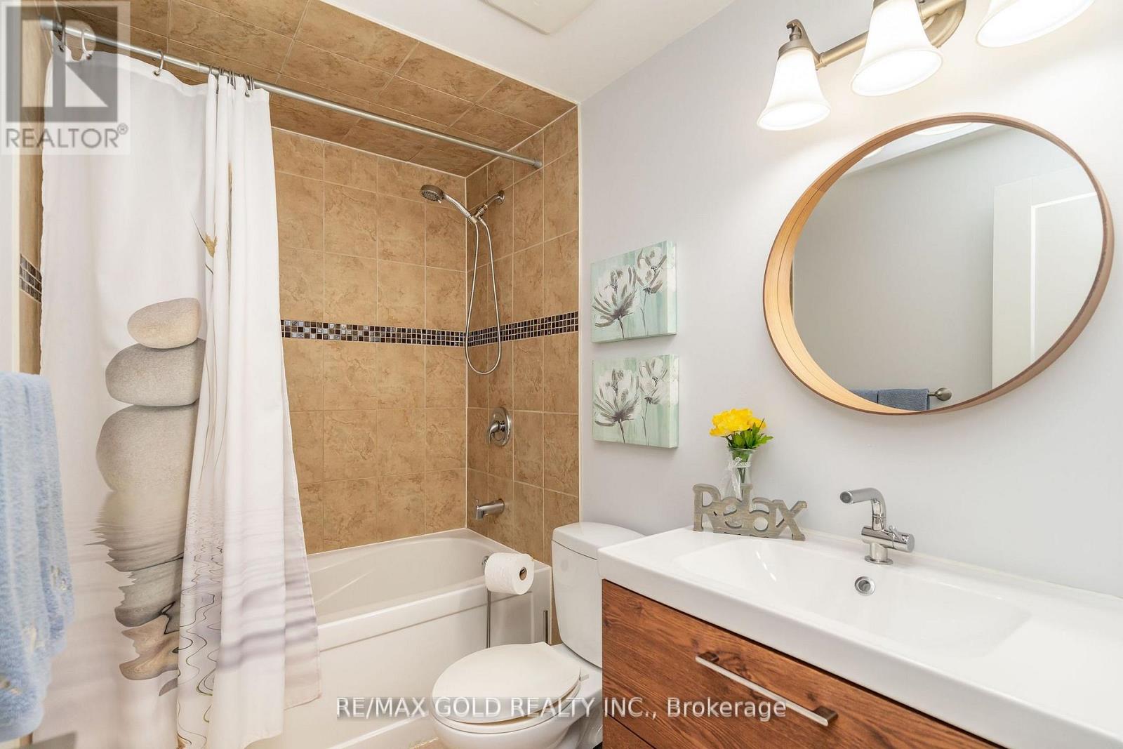 18 Juliette Square, Brampton (Northgate), Ontario  L6S 2M6 - Photo 25 - W12475540