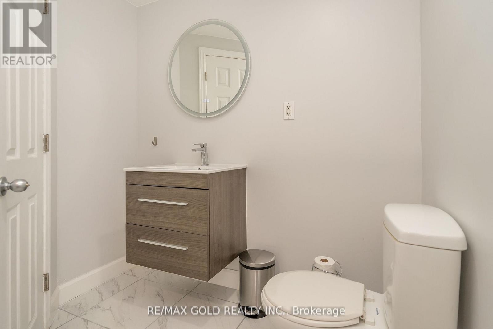 18 Juliette Square, Brampton (Northgate), Ontario  L6S 2M6 - Photo 34 - W12475540