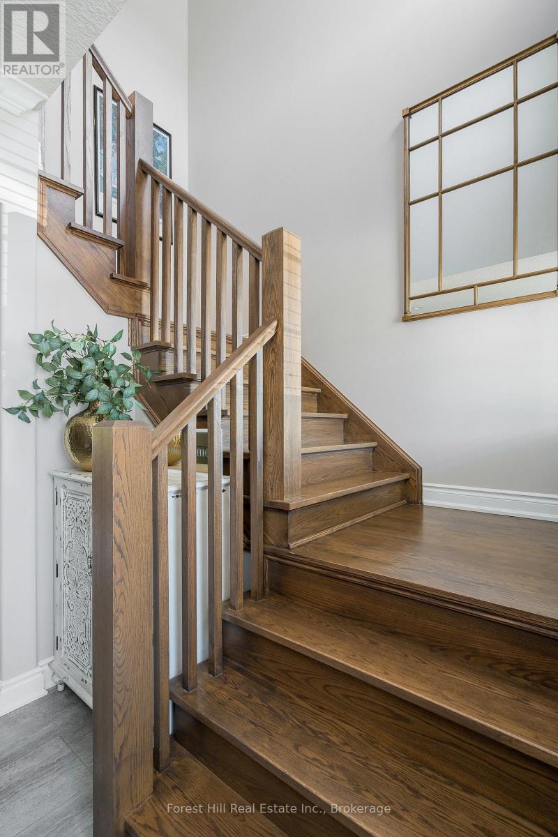 21 Marta Crescent, Barrie (Ardagh), Ontario  L4N 3N6 - Photo 21 - S12475993