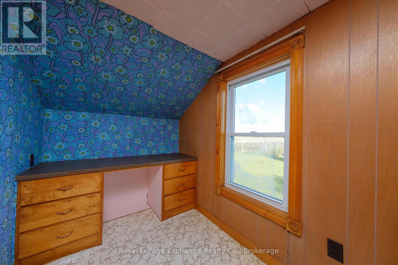 2095 12 Concession, Huron-Kinloss, Ontario  N0G 2R0 - Photo 19 - X12476016
