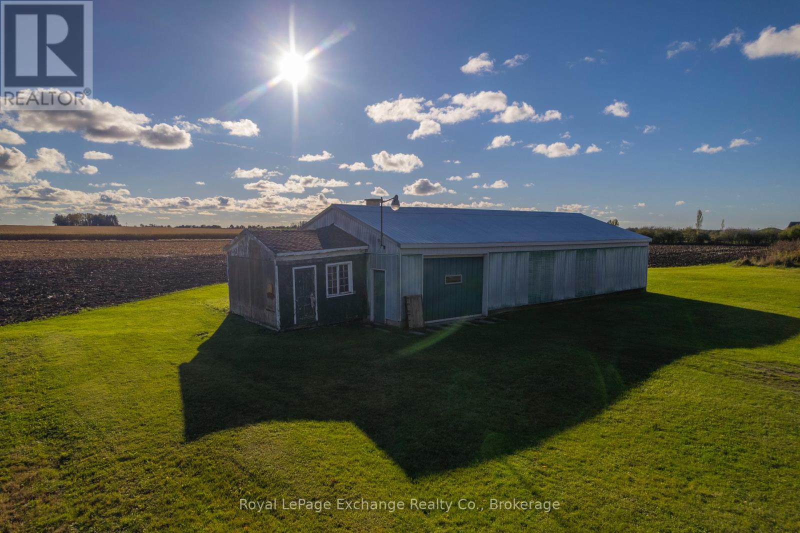2095 12 Concession, Huron-Kinloss, Ontario  N0G 2R0 - Photo 21 - X12476016