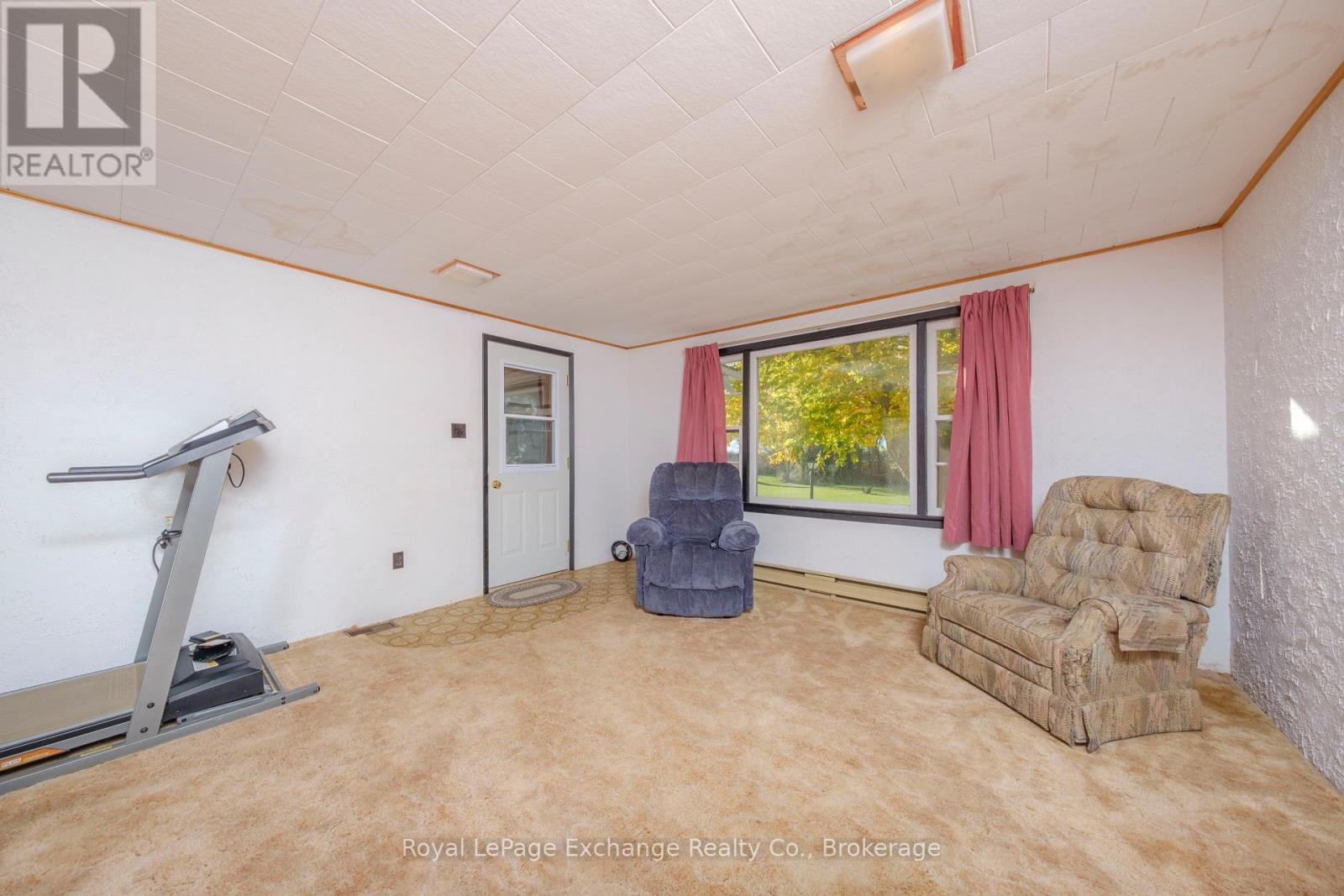 2095 12 Concession, Huron-Kinloss, Ontario  N0G 2R0 - Photo 5 - X12476016