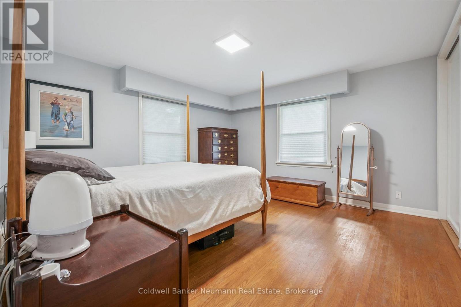 36 Harcourt Drive, Guelph (Dovercliffe Park/old University), Ontario  N1G 1J6 - Photo 41 - X12476039