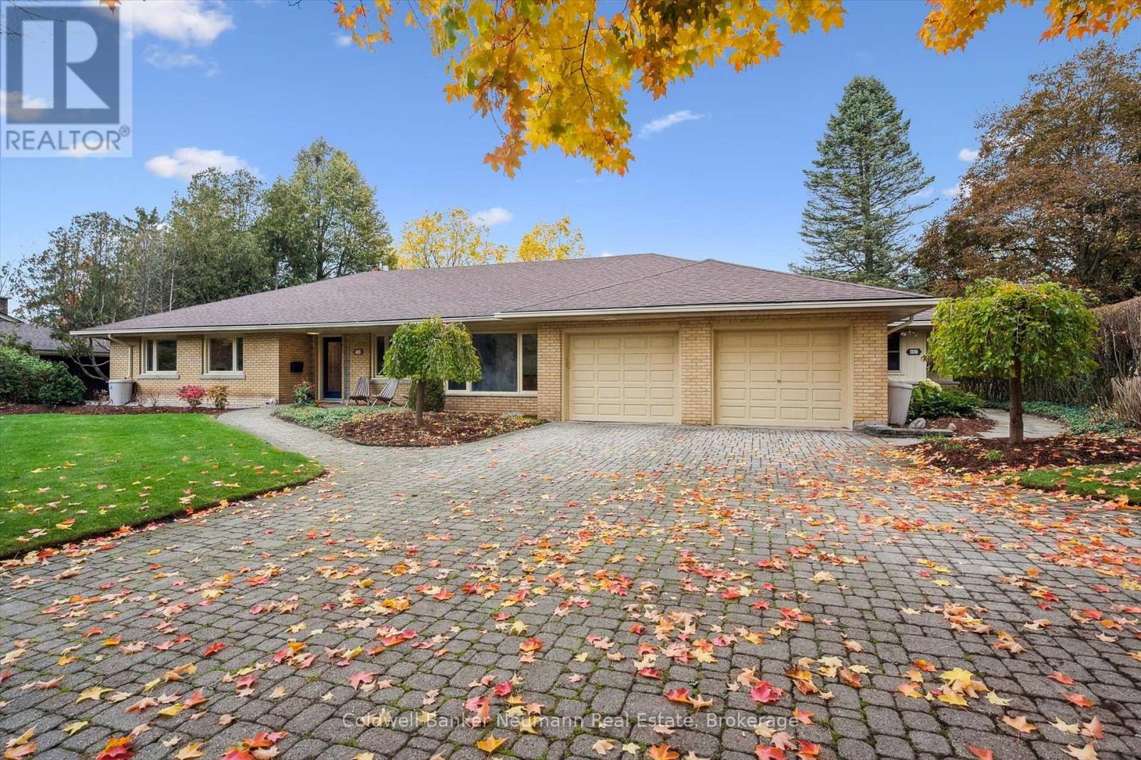 36 Harcourt Drive, Guelph (Dovercliffe Park/old University), Ontario  N1G 1J6 - Photo 49 - X12476039