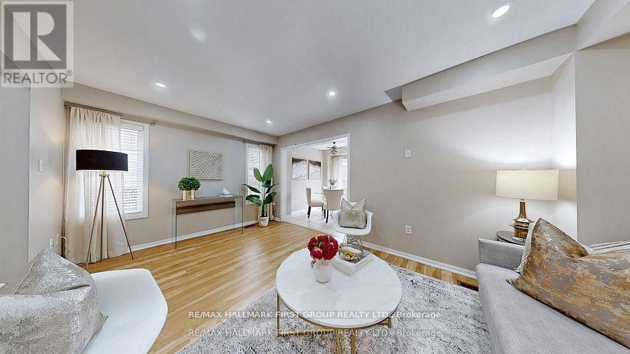 39 Robideau Place, Whitby, Ontario  L1R 3G6 - Photo 7 - E12476081