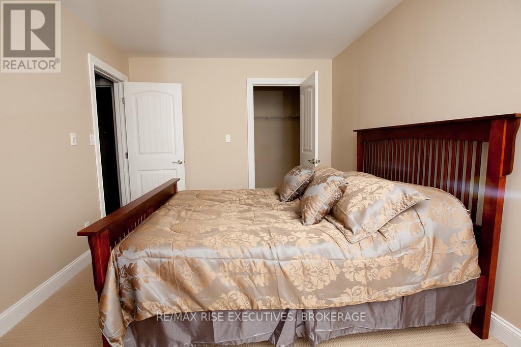 210 - 810 Blackburn Mews, Kingston (North Of Taylor-Kidd Blvd), Ontario  K7P 0H2 - Photo 9 - X12476037