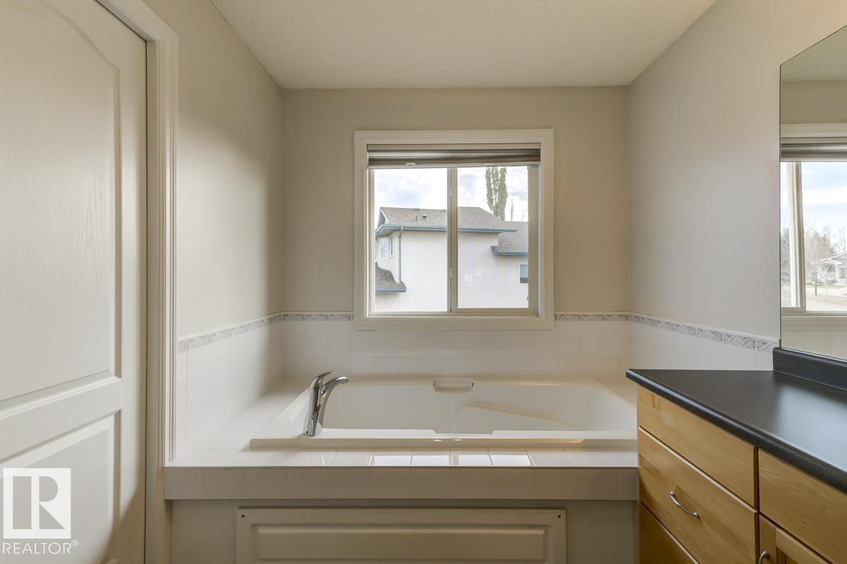 1 Highgrove Cr, Sherwood Park, Alberta  T8A 6J9 - Photo 43 - E4463043