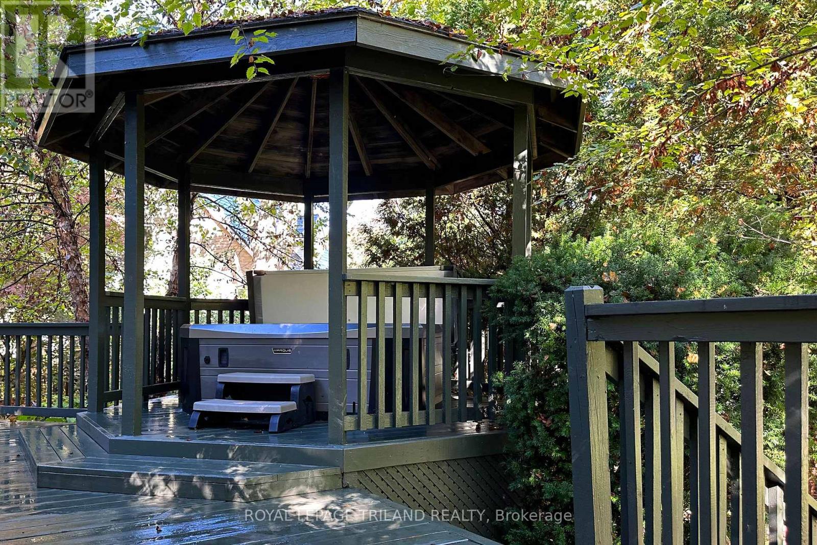 12 Victoria Street, Middlesex Centre, Ontario  N7A 2R5 - Photo 28 - X12476000