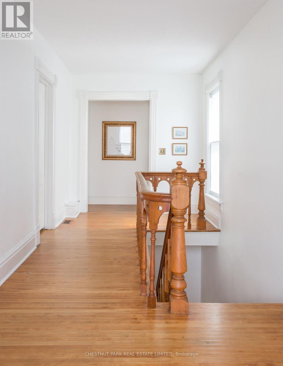 13435 Loyalist Parkway, Prince Edward County (Hallowell Ward), Ontario  K0K 2T0 - Photo 15 - X12476034