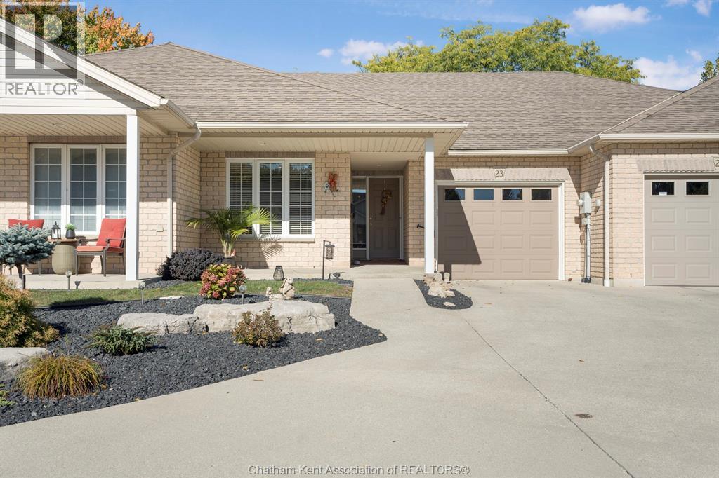 MLS# 25026694: 23 Wilhelmina WAY, Chatham, Canada