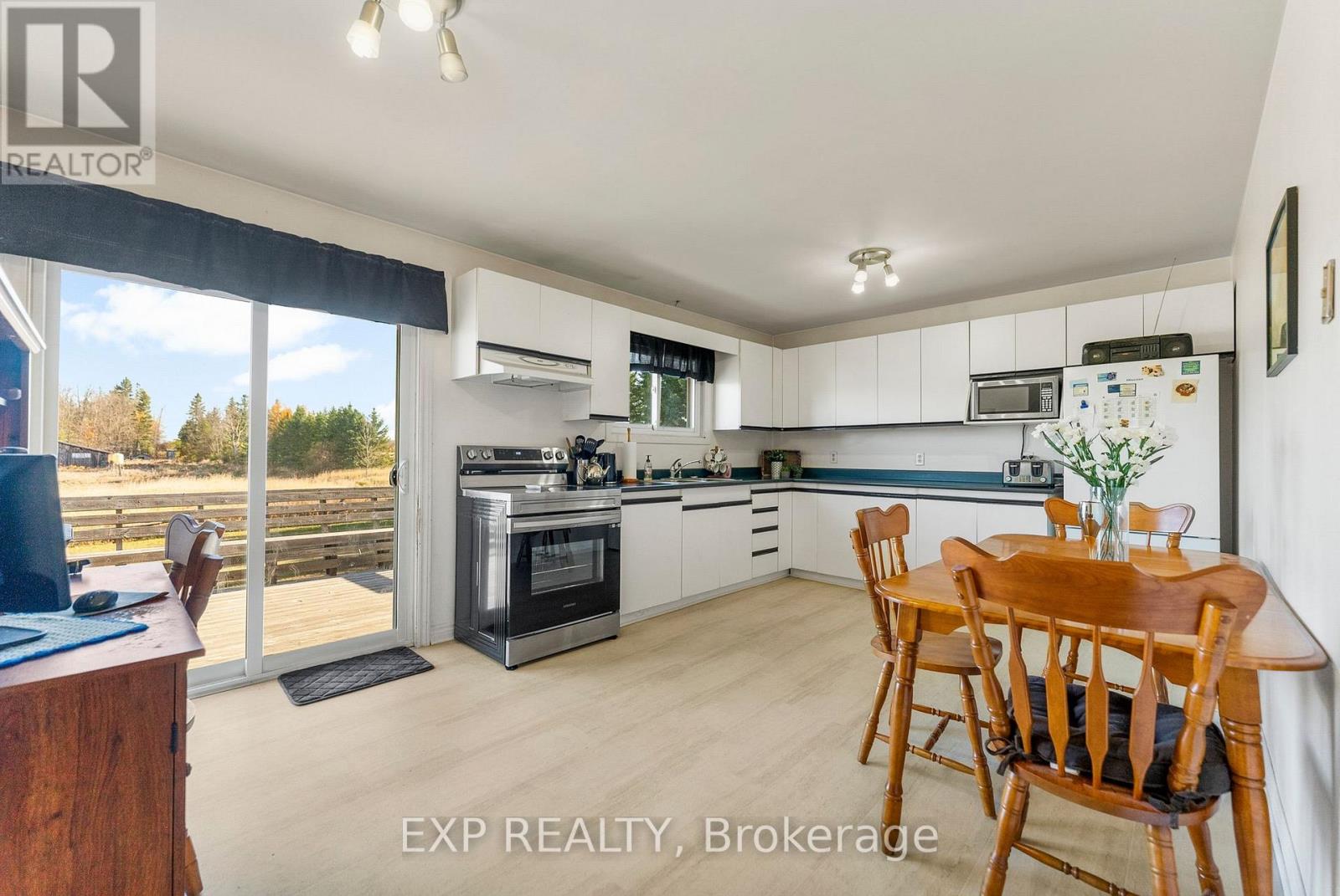 1860 Lochwinnoch Road, Horton, Ontario  K7V 3Z4 - Photo 14 - X12476031