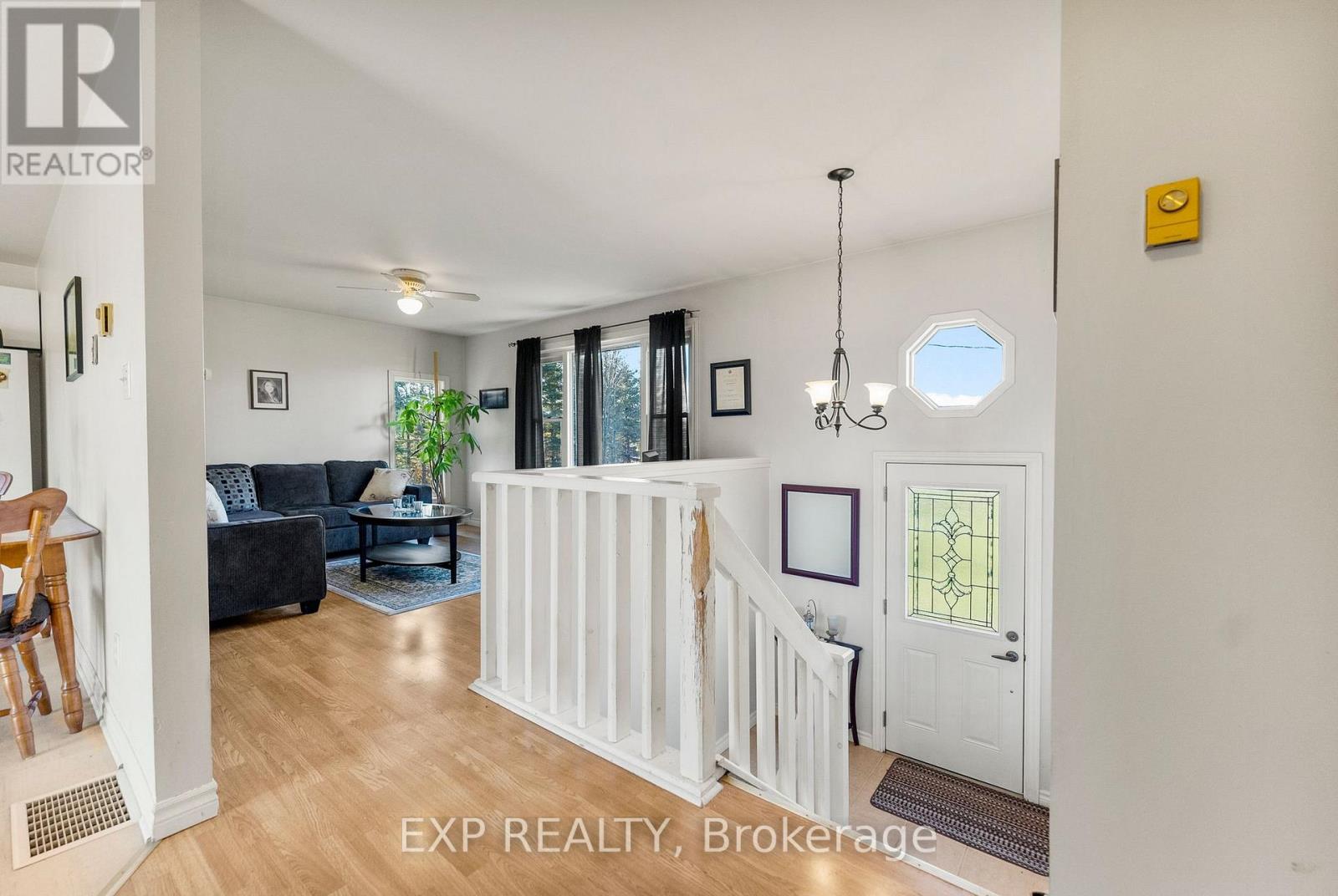 1860 Lochwinnoch Road, Horton, Ontario  K7V 3Z4 - Photo 8 - X12476031