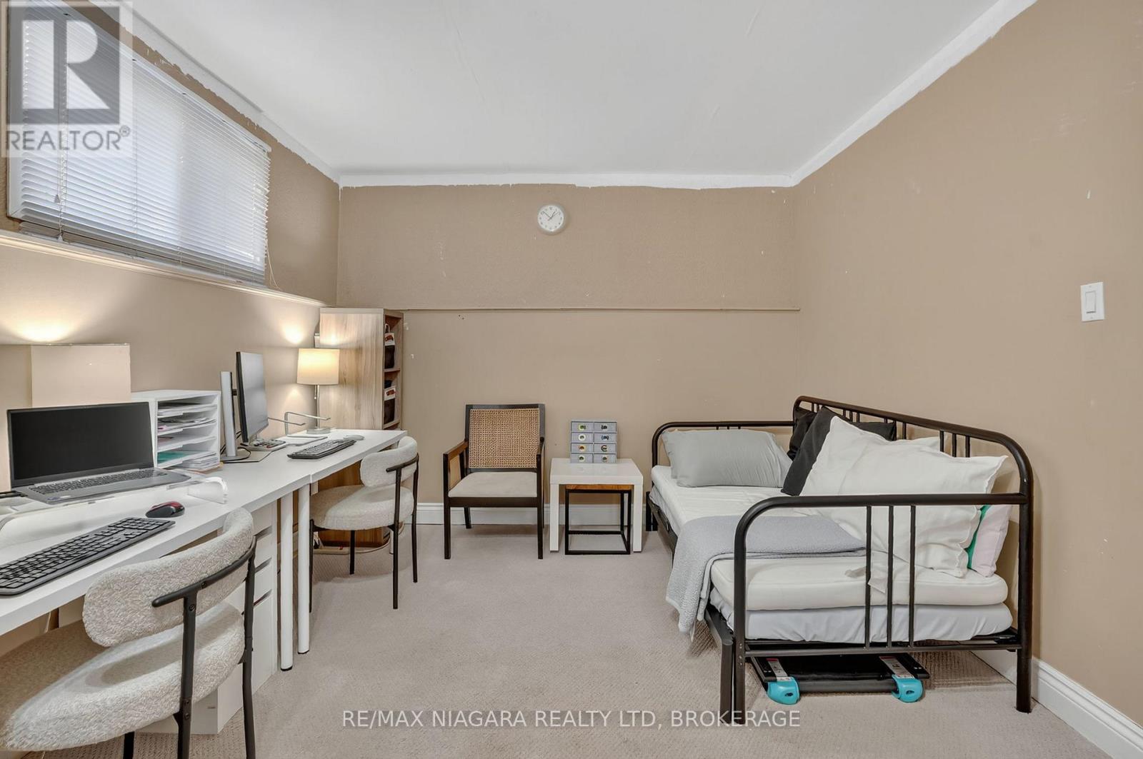 29 Baxter Crescent, Thorold (Confederation Heights), Ontario  L2Z 4S1 - Photo 37 - X12476074