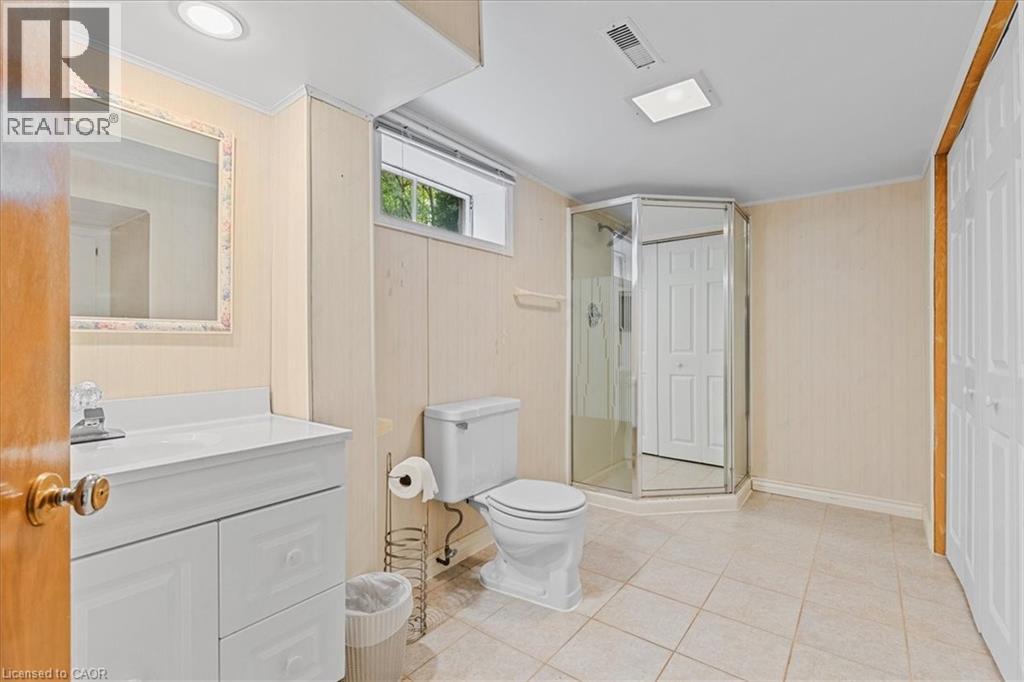 943 Winterhalt Avenue, Cambridge, Ontario  N3H 4J7 - Photo 34 - 40779262