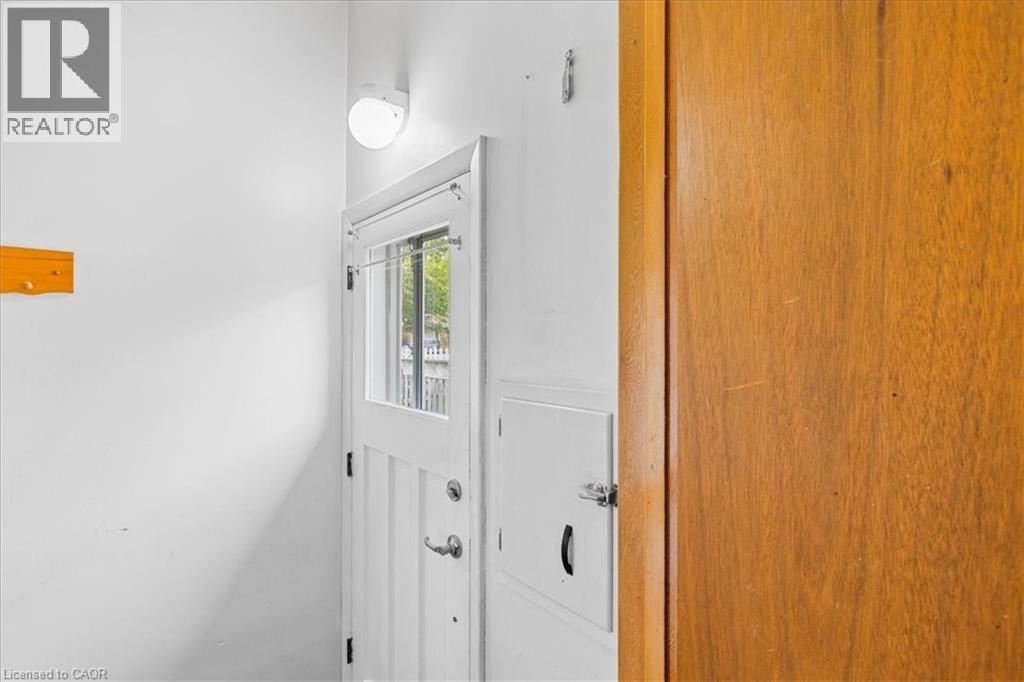 943 Winterhalt Avenue, Cambridge, Ontario  N3H 4J7 - Photo 9 - 40779262