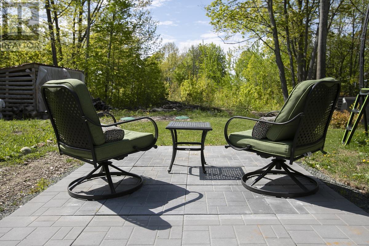 4619 Second Lin W, Sault Ste. Marie, Ontario P6A 6K4 - Photo 7 - SM252022