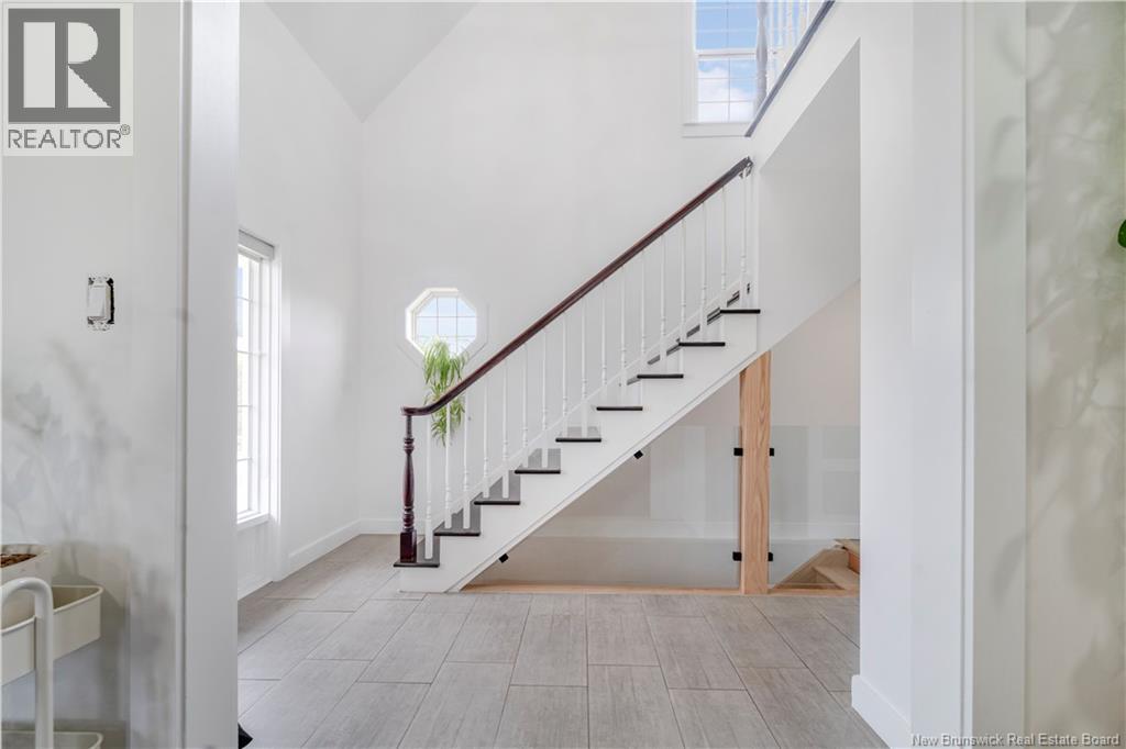 256 Foulem, Caraquet, New Brunswick  E1W 1A4 - Photo 2 - NB127963