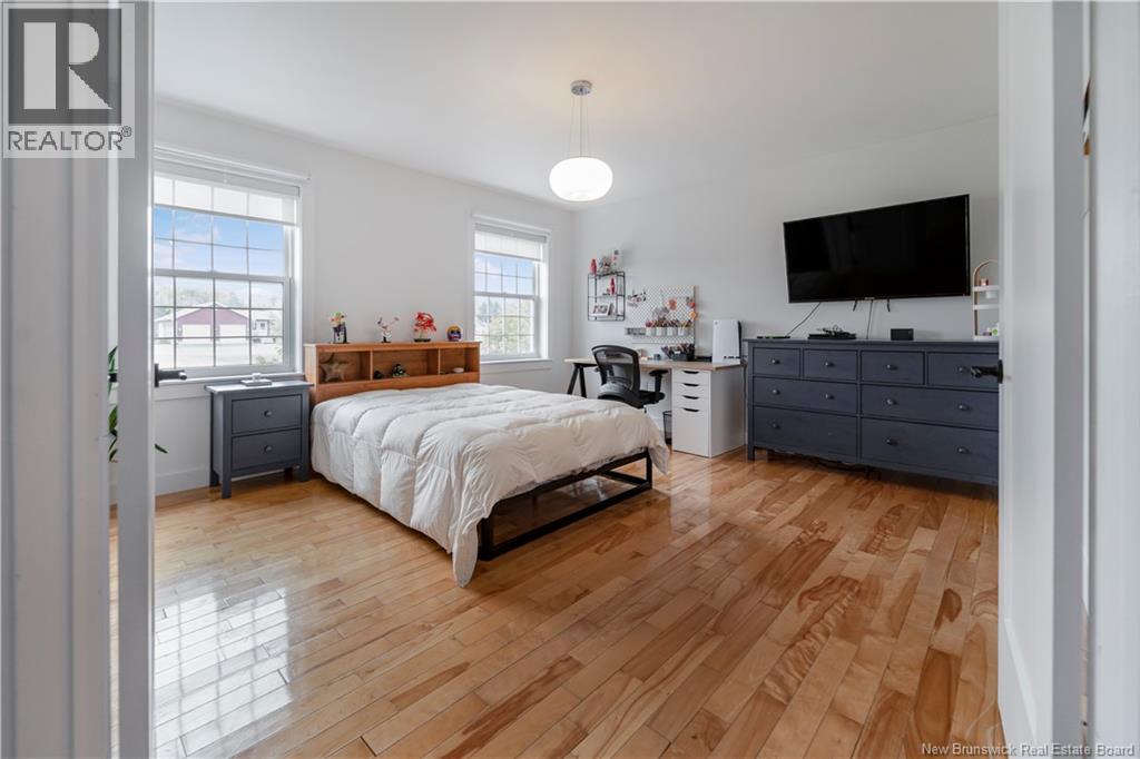 256 Foulem, Caraquet, New Brunswick  E1W 1A4 - Photo 21 - NB127963
