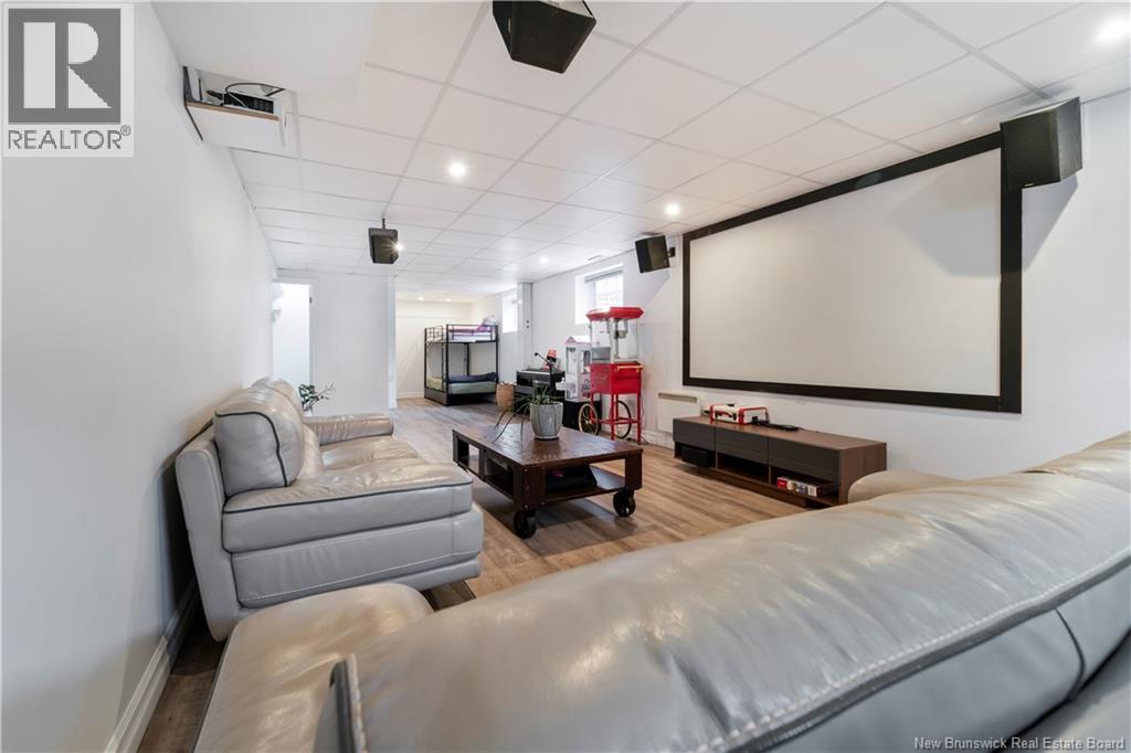 256 Foulem, Caraquet, New Brunswick  E1W 1A4 - Photo 30 - NB127963