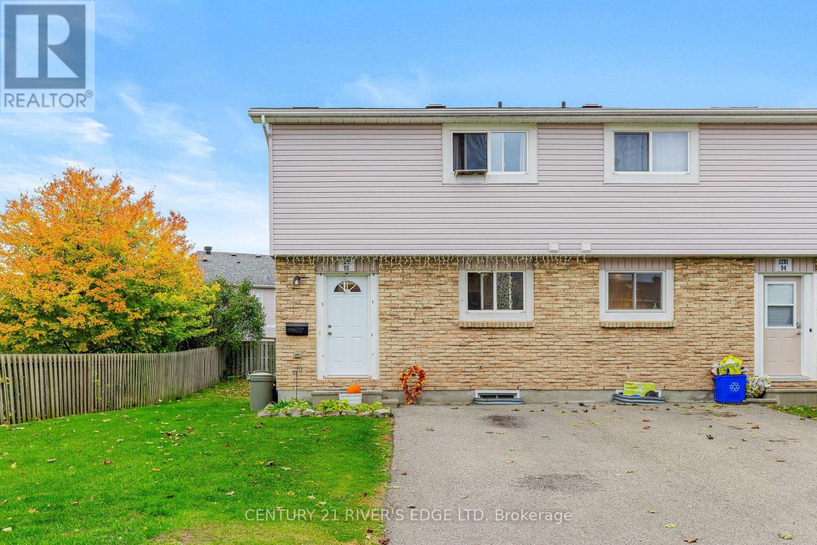 95 - 1201 Millwood Avenue, Brockville, Ontario  K6V 6J4 - Photo 2 - X12476119