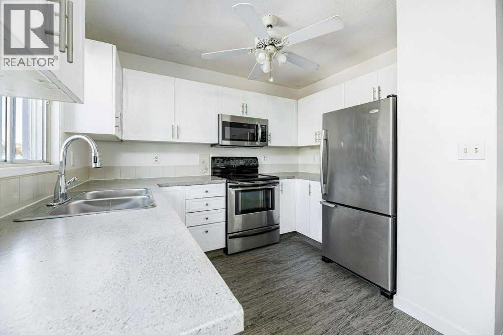 71 Good Crescent, Red Deer, Alberta  T4P 3L8 - Photo 8 - A2265026