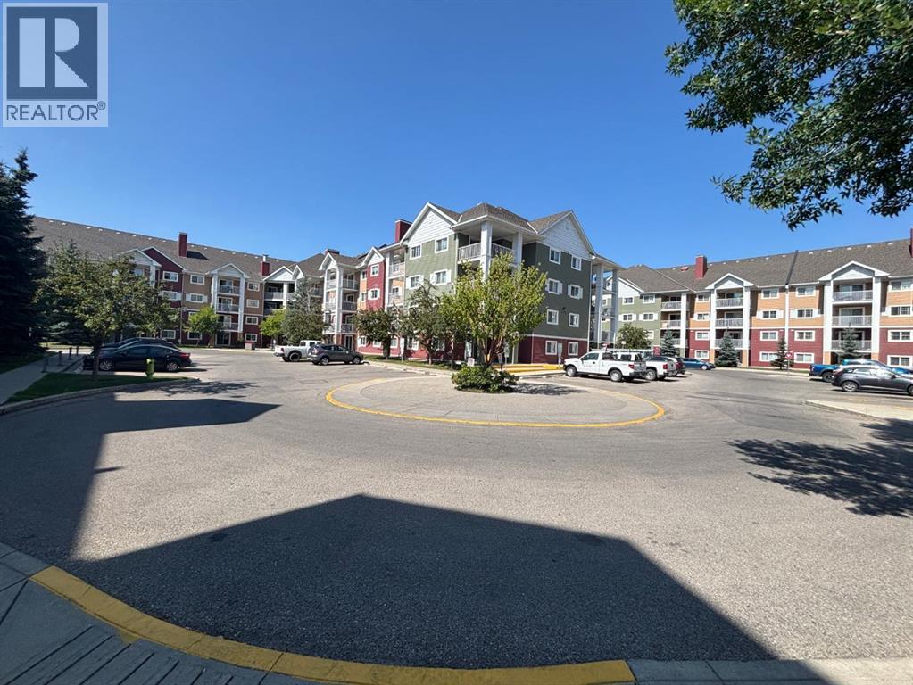 3318, 10 Prestwick Bay Se, Calgary, Alberta  T2Z 0B5 - Photo 3 - A2252158