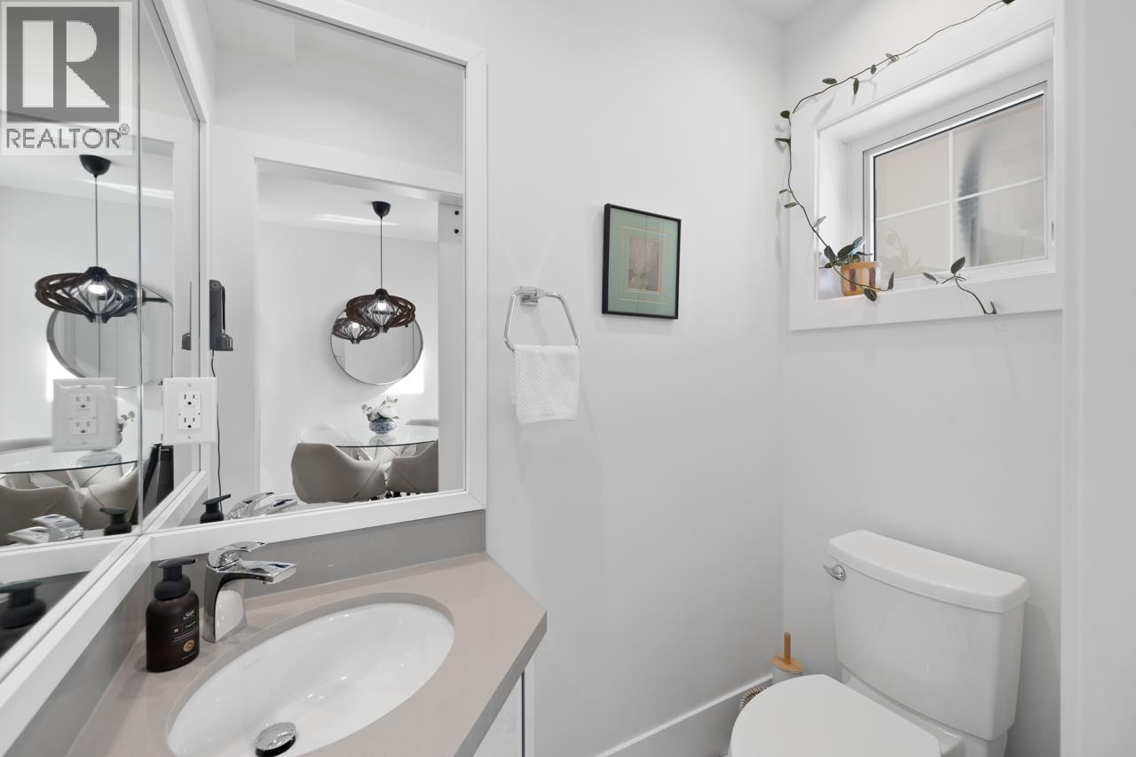 2248 Grant Street, Vancouver, British Columbia  V5L 2Z7 - Photo 11 - R3059487