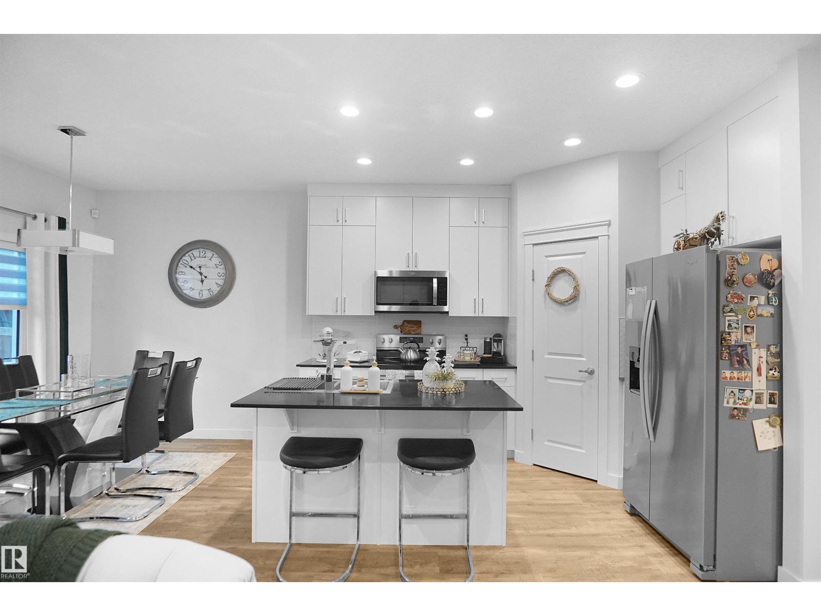 4112 171 Av Nw, Edmonton, Alberta  T5Y 0Z3 - Photo 11 - E4463048