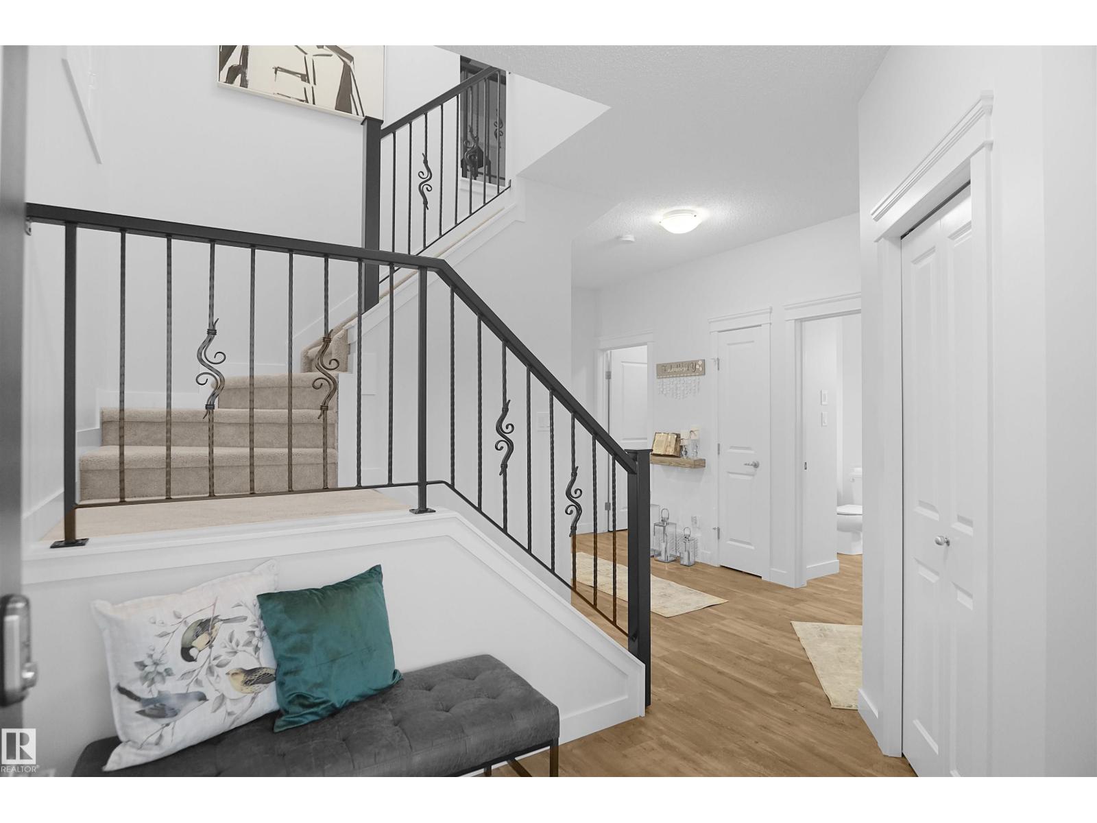 4112 171 Av Nw, Edmonton, Alberta  T5Y 0Z3 - Photo 3 - E4463048