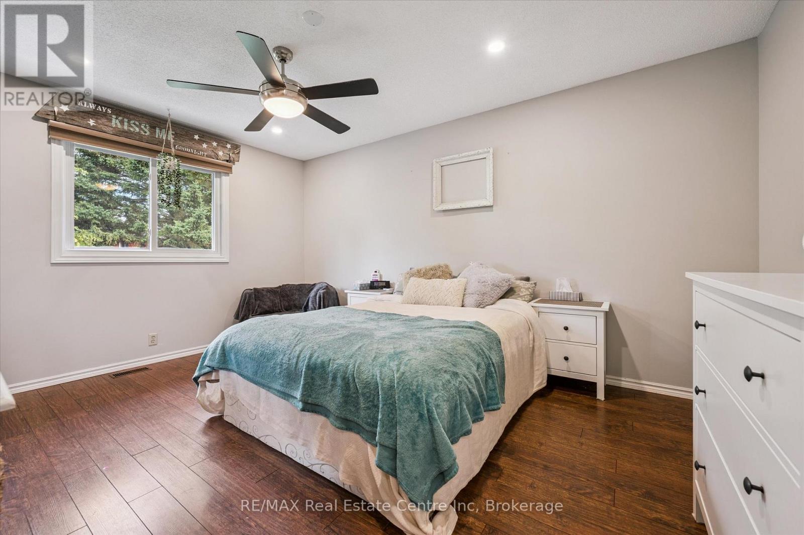 7 Eastview Drive, Wellington North (Arthur), Ontario  N0G 1A0 - Photo 22 - X12476079