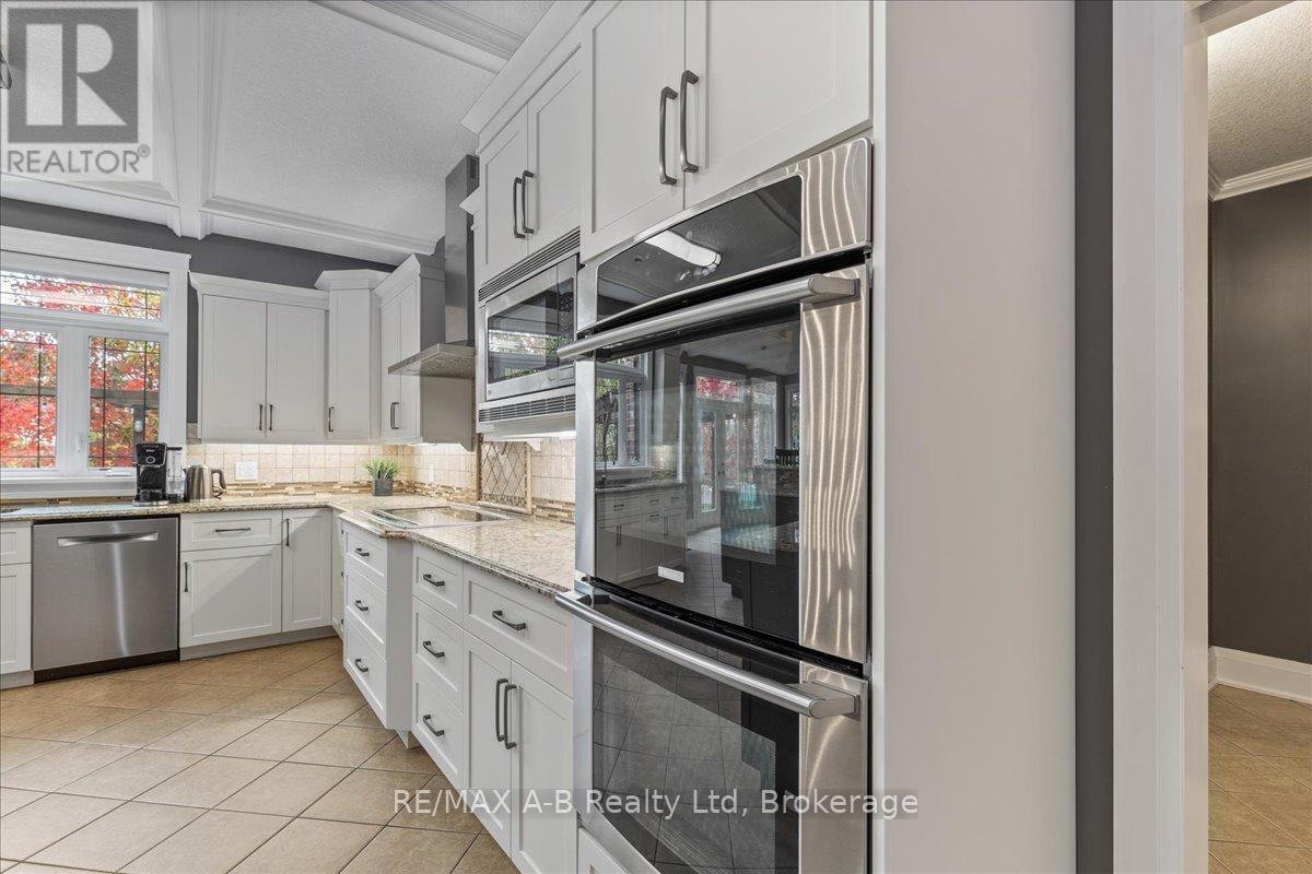 151 Huron Road, Perth South (Sebringville), Ontario  N0K 1X0 - Photo 19 - X12476130