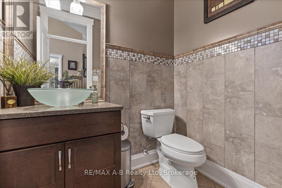 151 Huron Road, Perth South (Sebringville), Ontario  N0K 1X0 - Photo 28 - X12476130