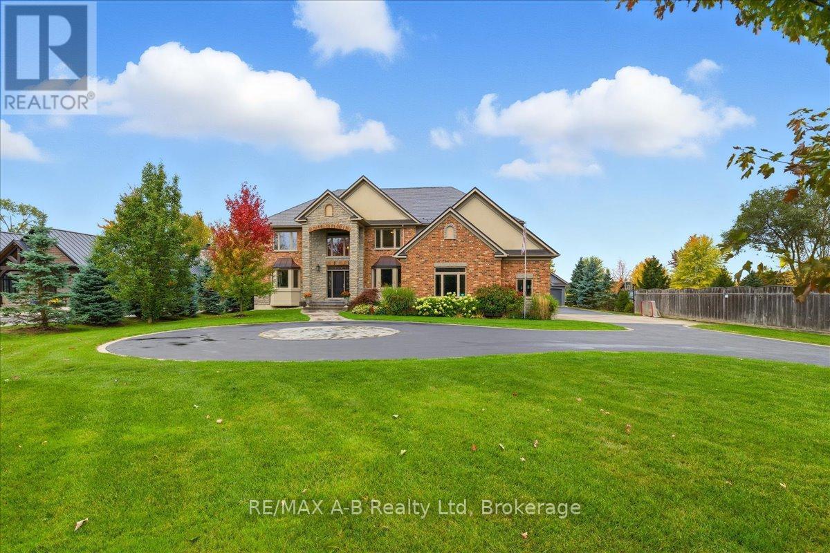 151 Huron Road, Perth South (Sebringville), Ontario  N0K 1X0 - Photo 4 - X12476130