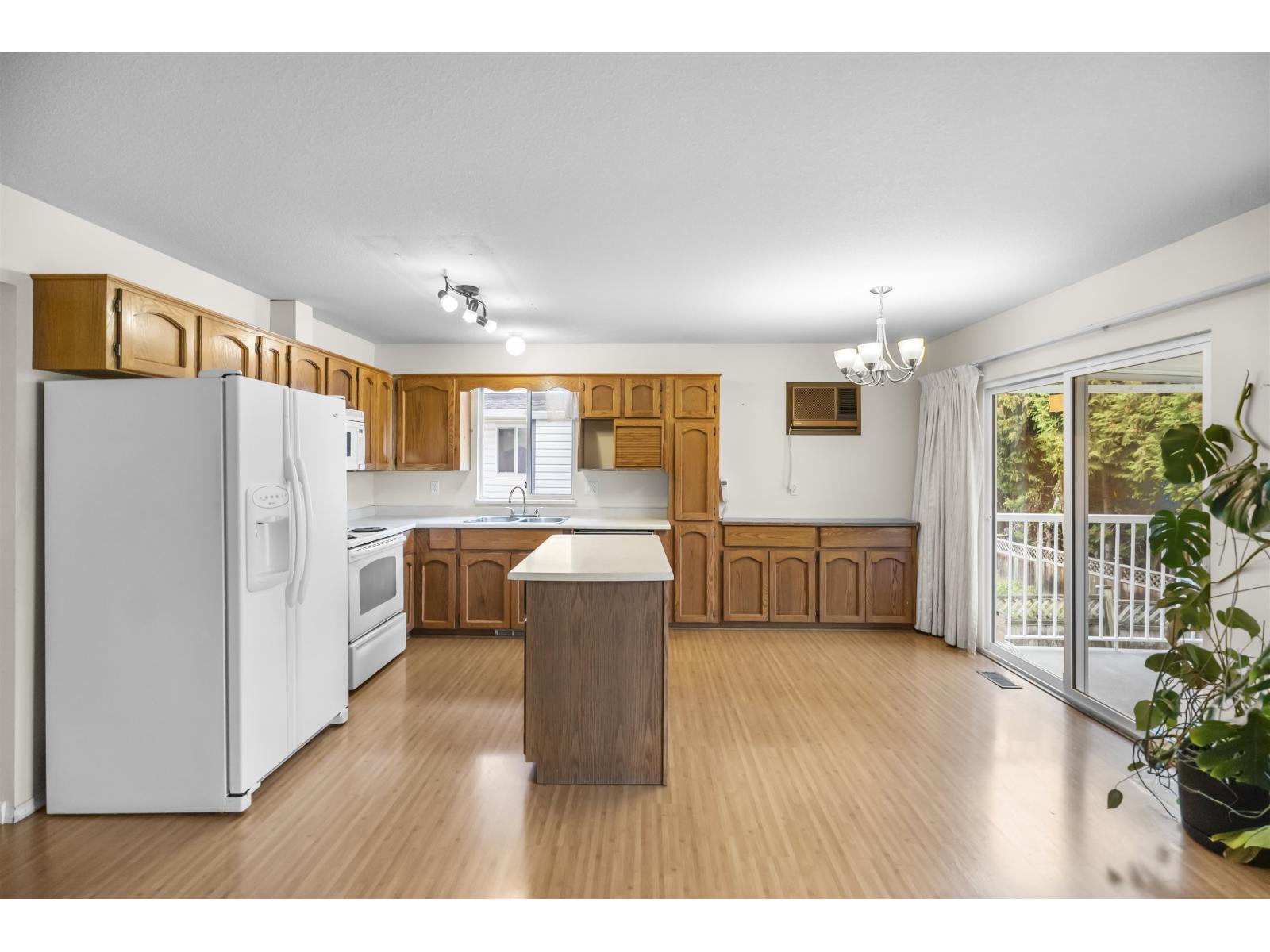 32711 Haida Drive, Abbotsford, British Columbia  V2T 4Z6 - Photo 7 - R3060896