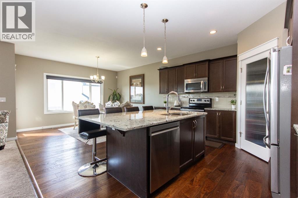 98 Timberstone Way, Red Deer, Alberta  T4P 0N8 - Photo 4 - A2247926