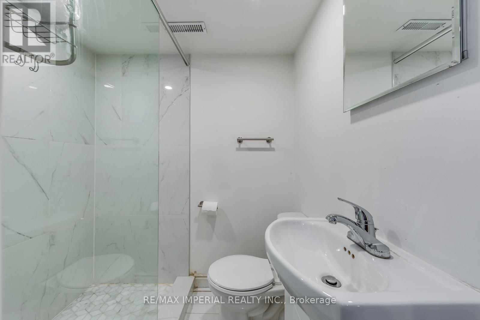 25 - 7 Southside Place, Hamilton (Mountview), Ontario  L9C 7W6 - Photo 39 - X12475302