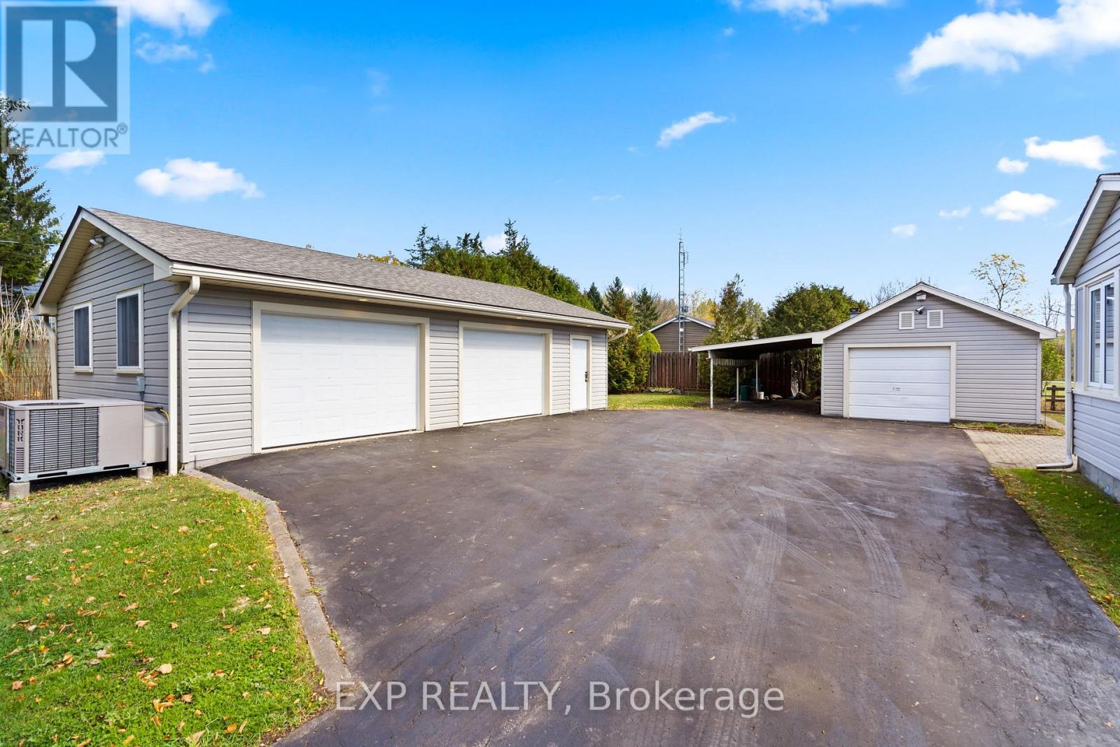 500 Chapin Parkway, Fort Erie, Ontario  L2A 5M4 - Photo 3 - X12475357