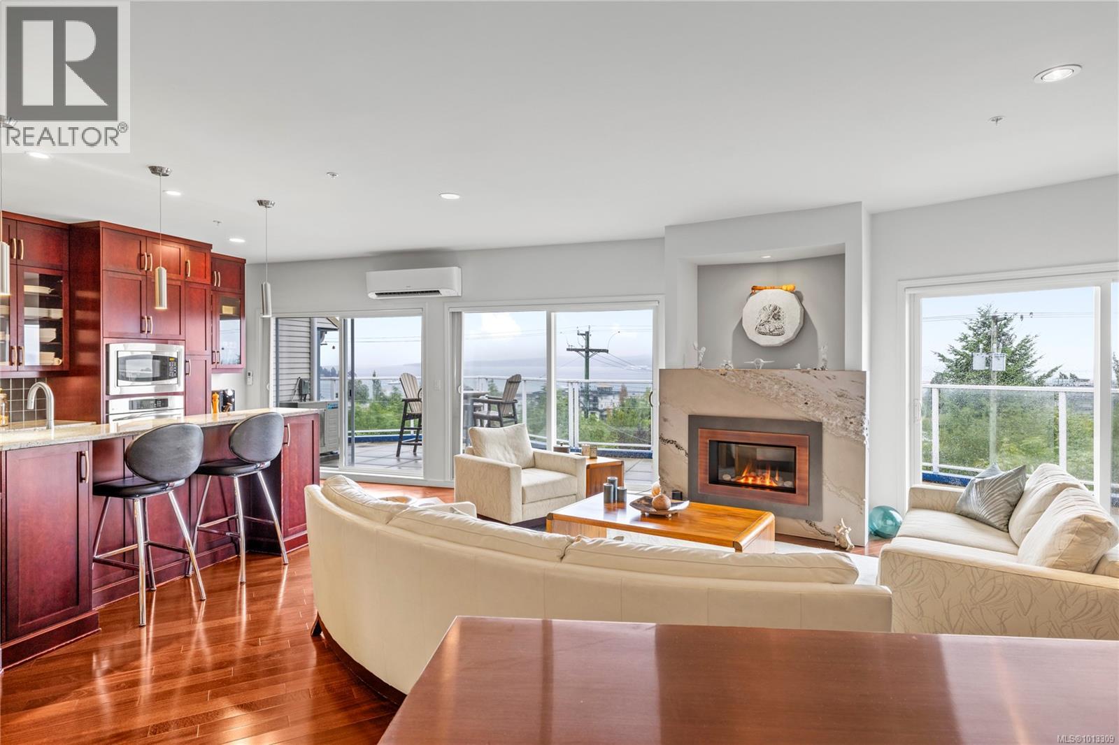 401 650 Prideaux St, Nanaimo, British Columbia  V9R 2P1 - Photo 10 - 1013309