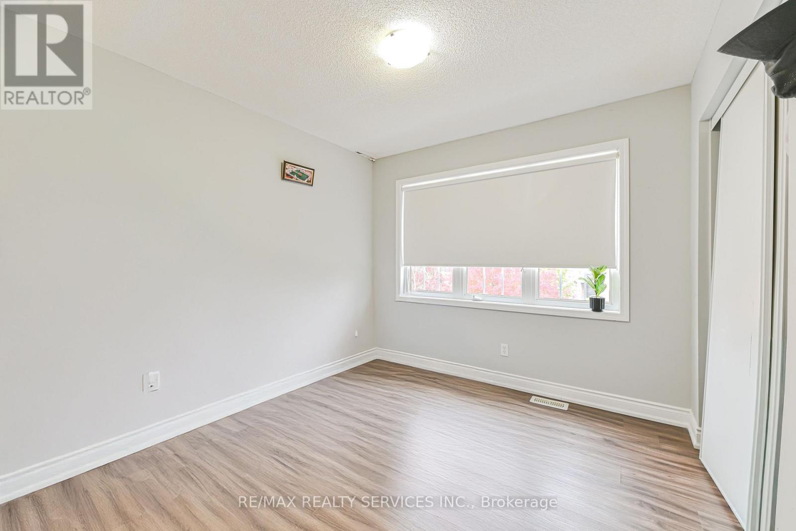 96 Brayshaw Drive, Cambridge, Ontario  N1T 2H5 - Photo 38 - X12475411