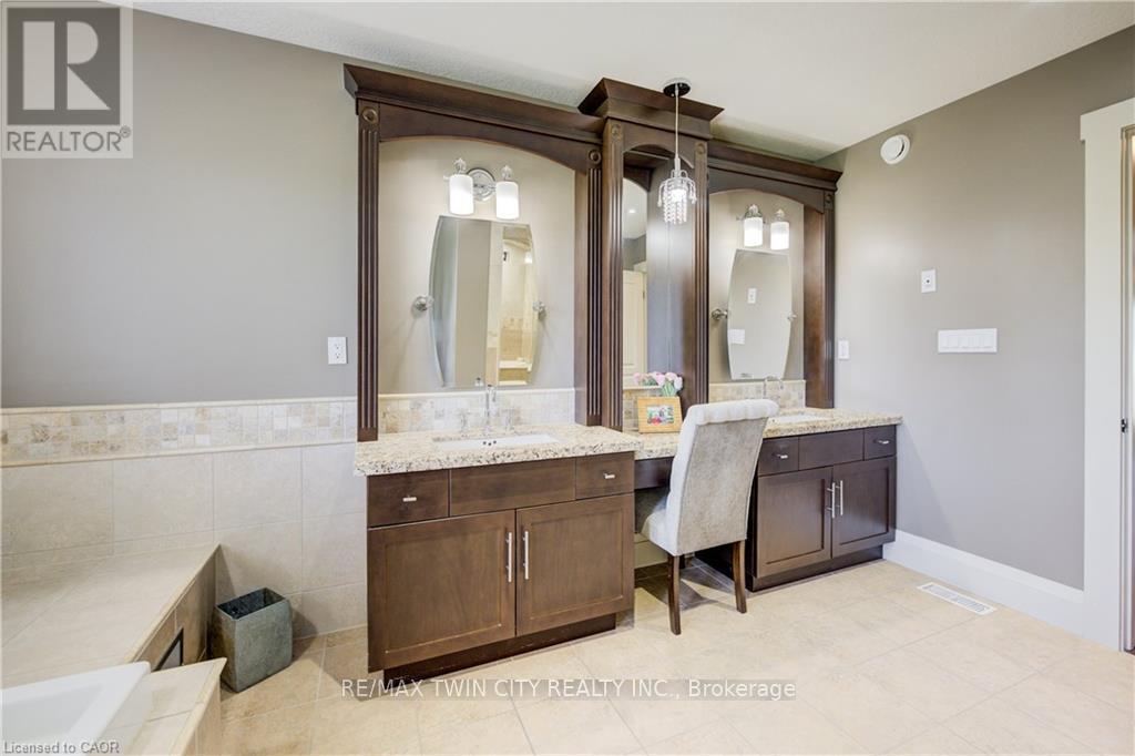 226 Shade Street, Wilmot, Ontario  N3A 4J2 - Photo 21 - X12475418