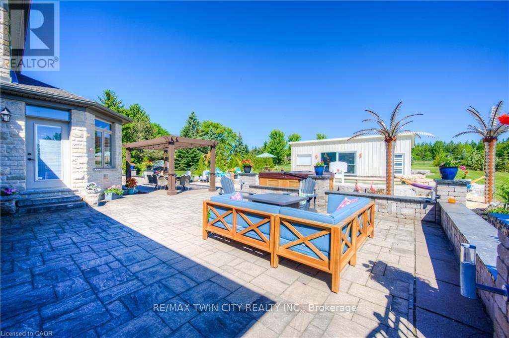 226 Shade Street, Wilmot, Ontario  N3A 4J2 - Photo 42 - X12475418