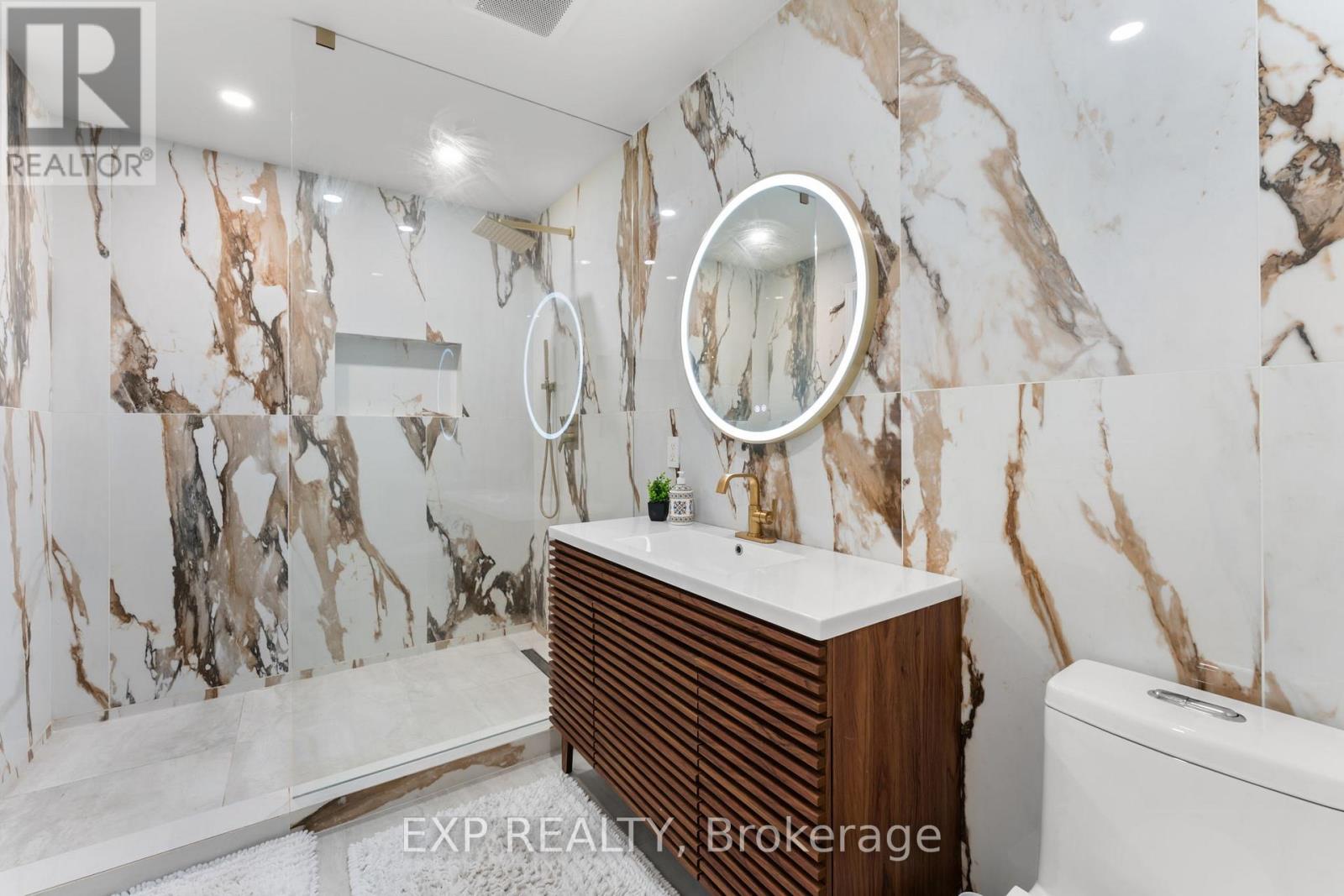 6365 Mcmicking Street, Niagara Falls, Ontario  L2J 1W8 - Photo 23 - X12475461